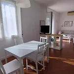Tutto Intorno A Te